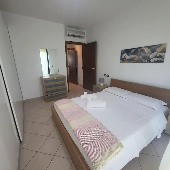 App 7 Modern Apartment With Private Garden مونزا