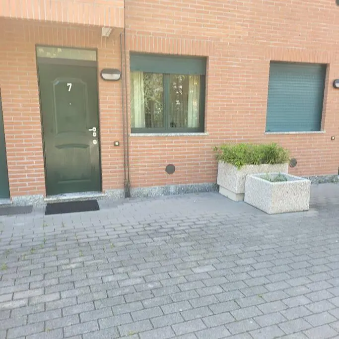 App 7 Modern Apartment With Private Garden مونزا